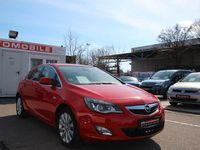 Gebraucht Opel Astra Innovation 101 PS (74 kW) 2011 Rot Limousine
