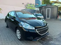 Gebraucht Peugeot 208 Access 68 PS (50 kW) 2013 Schwarz Kleinwagen