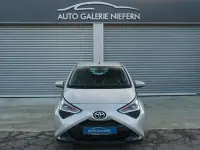 Gebraucht Toyota Aygo X-play 72 PS (52 kW) 2021 Silber Kleinwagen