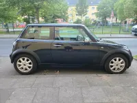Usata Mini Cooper 90 CV (66 kW) 2004 Nero Utilitaria
