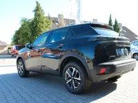 Neu Peugeot 2008 Style 101 PS (74 kW) 2026 Schwarz perla nera SUV