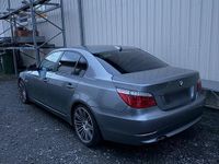 Gebraucht BMW 525 218 PS (160 kW) 2007 Grau Limousine