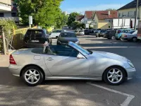 Gebraucht Mercedes SLK200 163 PS (119 kW) 2002 Silber Cabrio