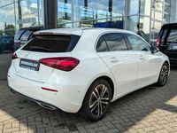 Gebraucht Mercedes A180 Progressive 136 PS (100 kW) 2023 Unilack polarweiß Kleinwagen