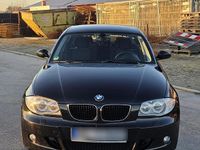 Gebraucht BMW 118 122 PS (89 kW) 2005 Schwarz Kleinwagen