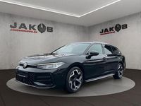 Gebraucht VW Passat R-line 150 PS (110 kW) 2025 Schwarz Kombi