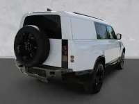 Gebraucht Land Rover Defender 349 PS (256 kW) 2026 Weiß SUV