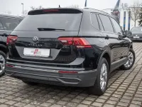 Gebraucht VW Tiguan Allspace Life 150 PS (110 kW) 2024 Deep black SUV