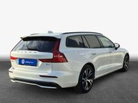 Gebraucht Volvo V60 145 PS (106 kW) 2025 Kombi