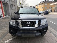 Gebraucht Nissan Navara 231 PS (169 kW) 2015 Schwarz Pickup