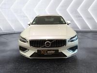 Gebraucht Volvo V60 Plus 250 PS (183 kW) 2023 Weiss Kombi