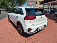 Gebraucht Kia Niro Vision 105 PS (77 kW) 2021 Weiß SUV