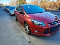 Gebraucht Ford Focus 150 PS (110 kW) 2011 Rot Kombi