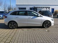 Gebraucht Mercedes B200 Advanced 163 PS (119 kW) 2023 Iridiumsilber Kleinwagen