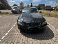 Gebraucht BMW 325 218 PS (160 kW) 2008 Schwarz Limousine