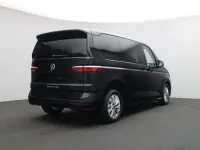 Gebraucht VW Multivan Basis 150 PS (110 kW) 2025 Schwarz Van / Kleinbus