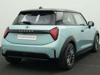 Second-hand Mini Cooper 156 CP (114 kW) 2024 Verde Hatchback