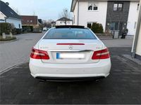 Gebraucht Mercedes E350 AMG 231 PS (169 kW) 2011 Weiß Coupé