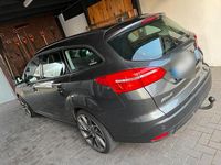 Gebraucht Ford Focus 125 PS (91 kW) 2015 Grau Kombi