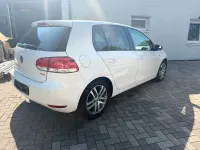 Gebraucht VW Golf VI Match 122 PS (89 kW) 2012 Weiß Kleinwagen