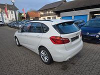Gebraucht BMW 216 116 PS (85 kW) 2019 Weiß Kombi