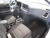 Gebraucht Kia Ceed Vision 101 PS (74 kW) 2024 Weiss Kleinwagen