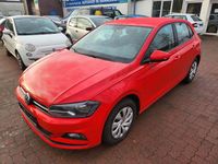 Gebraucht VW Polo Comfortline 95 PS (69 kW) 2019 Rot Limousine