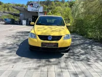 Usado VW Fox Basis 54 CV (39 kW) 2005 Amarillo Utilitario