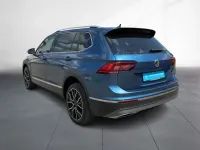 Gebraucht VW Tiguan Allspace Highline 239 PS (175 kW) 2020 Blue silk metallic SUV