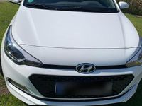 Gebraucht Hyundai i20 YES! 84 PS (61 kW) 2017 Weiß Kleinwagen