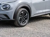 Neu Nissan Juke N-Connecta 114 PS (83 kW) 2026 Grau SUV