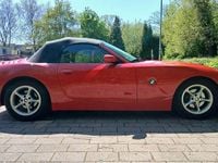 Gebraucht BMW Z4 150 PS (110 kW) 2006 Rot Cabrio