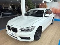 Gebraucht BMW 118 Sport Line 136 PS (100 kW) 2017 Weiß Kleinwagen