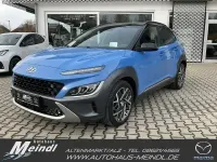 Gebraucht Hyundai Kona Prime 141 PS (103 kW) 2021 Surfy blue / phantom black roo SUV