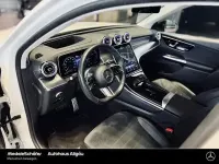 Gebraucht Mercedes GLC220 AMG 197 PS (144 kW) 2023 Polarweiß SUV
