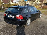 Gebraucht BMW 320 163 PS (119 kW) 2006 Schwarz Limousine