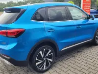 Neu MG ZS Luxury 197 PS (144 kW) 2026 Blau como SUV