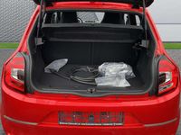 Gebraucht Renault Twingo Techno 60 kW (82 PS) 2024 Rot Kleinwagen