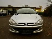 Gebraucht Peugeot 206 67 PS (49 kW) 2008 Silber Kleinwagen