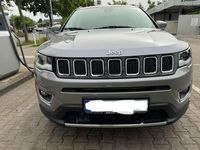 Gebraucht Jeep Compass Limited 170 PS (125 kW) 2018 Grau SUV