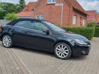 Gebraucht VW Golf 105 PS (77 kW) 2011 Schwarz Cabrio