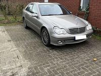 Gebraucht Mercedes C320 Avantgarde 224 PS (164 kW) 2004 Limousine