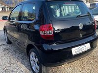 Gebraucht VW Fox Refresh 54 PS (39 kW) 2009 Schwarz Kleinwagen