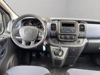 Gebraucht Opel Vivaro 120 PS (88 kW) 2015 Silber Van / Kleinbus