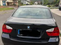 Gebraucht BMW 318 143 PS (105 kW) 2008 Blau Limousine