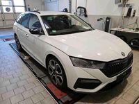 Gebraucht Skoda Octavia RS 200 PS (147 kW) 2022 Weiß Kombi