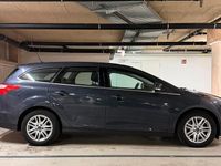 Gebraucht Ford Focus Titanium 116 PS (85 kW) 2013 Blau Kombi