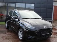 Gebraucht Hyundai i10 63 PS (46 kW) 2024 Schwarz Kleinwagen