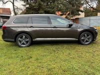 Gebraucht VW Passat Highline 179 PS (131 kW) 2017 Braun Kombi