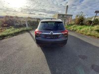 Gebraucht Opel Insignia Sport 194 PS (142 kW) 2014 Plat.anthr./rogrey/0j:silbergr Kombi